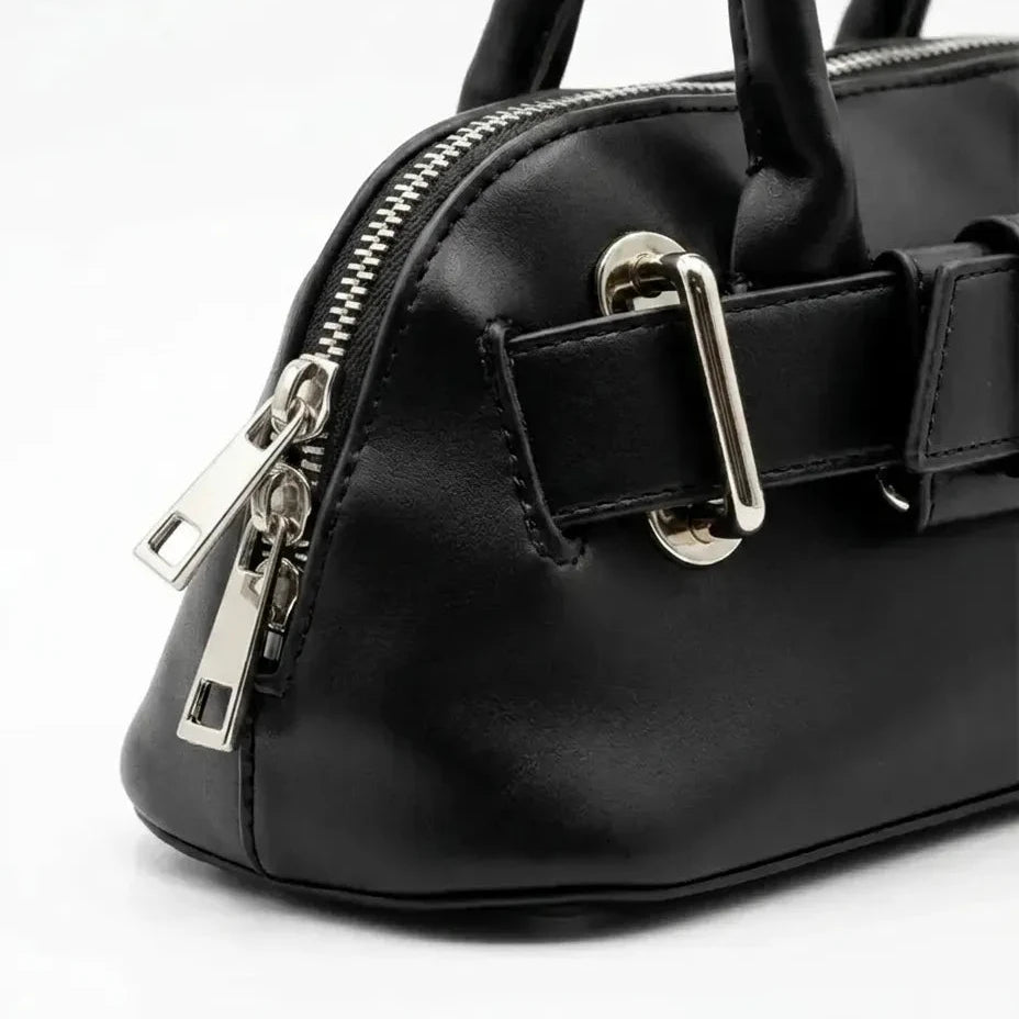 Buckle bag
